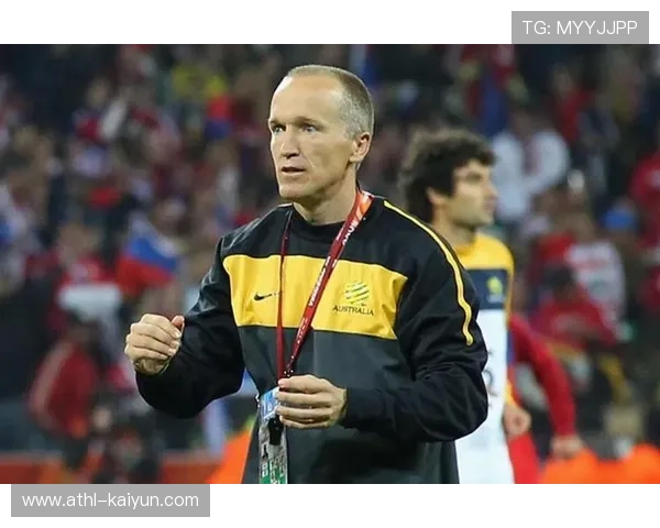 阿森纳聘请界外球专家格罗内马克担任顾问